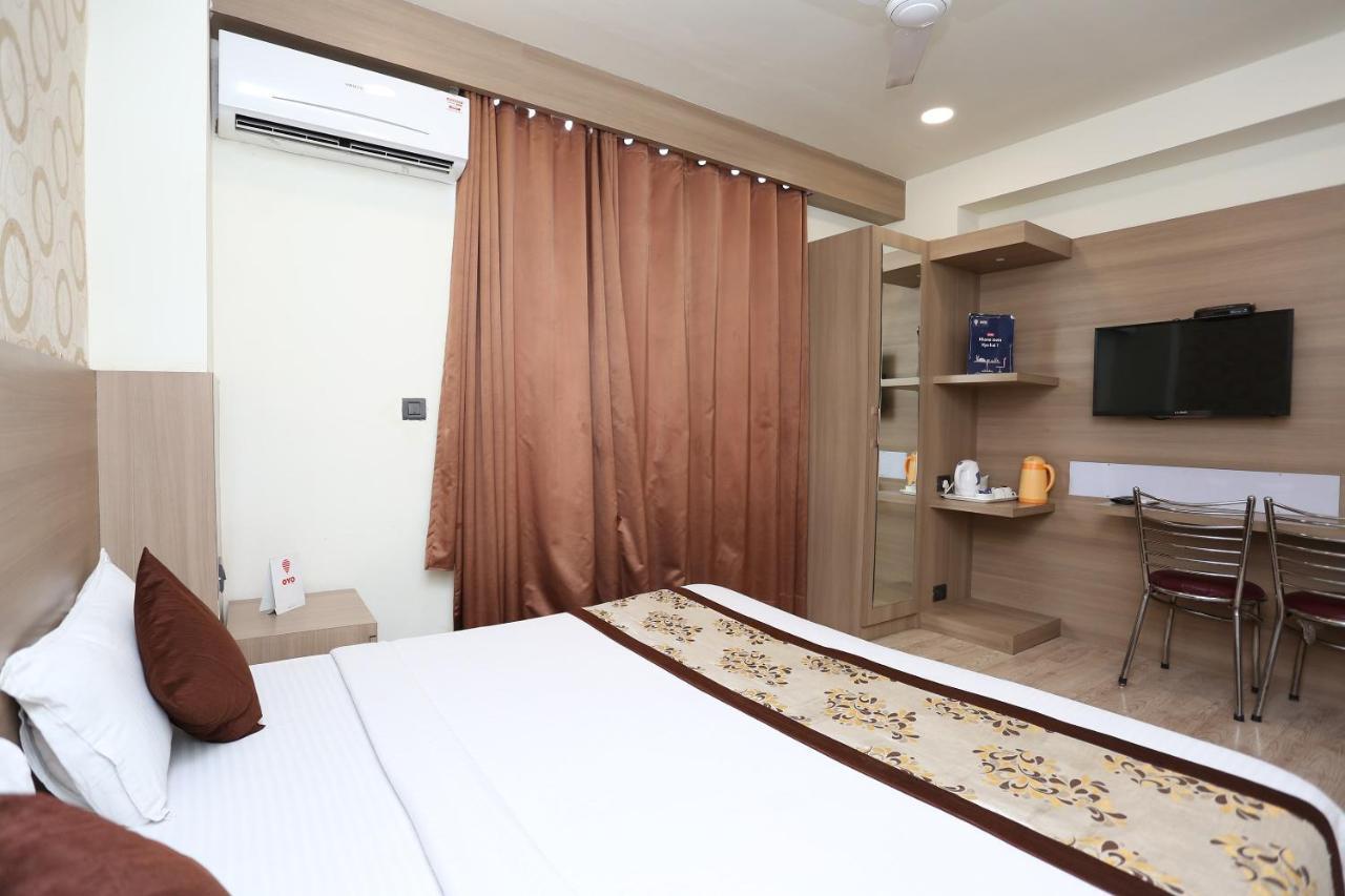 Capital O 5663 Gs Inn Chinhat Экстерьер фото